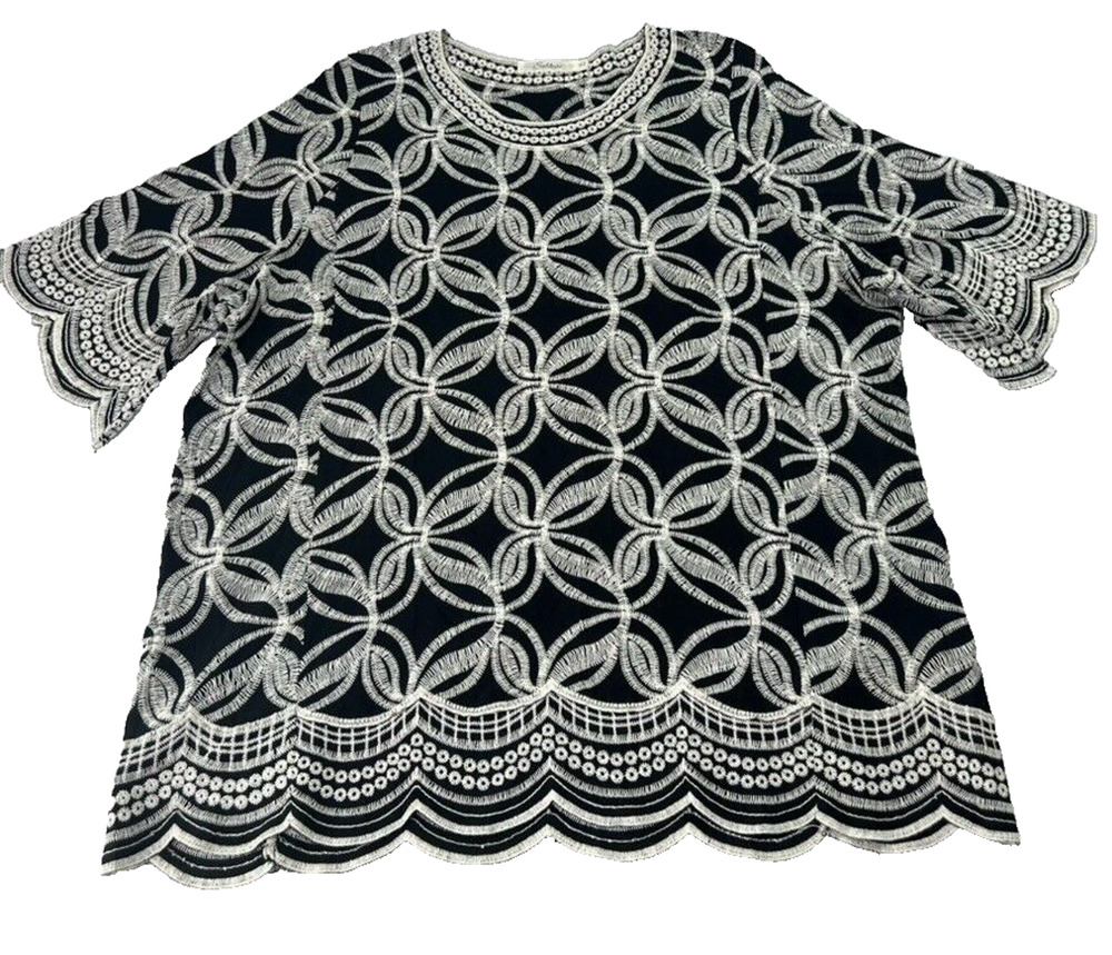 Solitaire Top Women Plus 1X Black Ivory Embroidered Boho Scoop Neck Short Sleeve